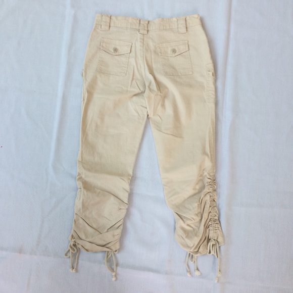 Drawstring Comfortable Capris - Picture 4 of 5